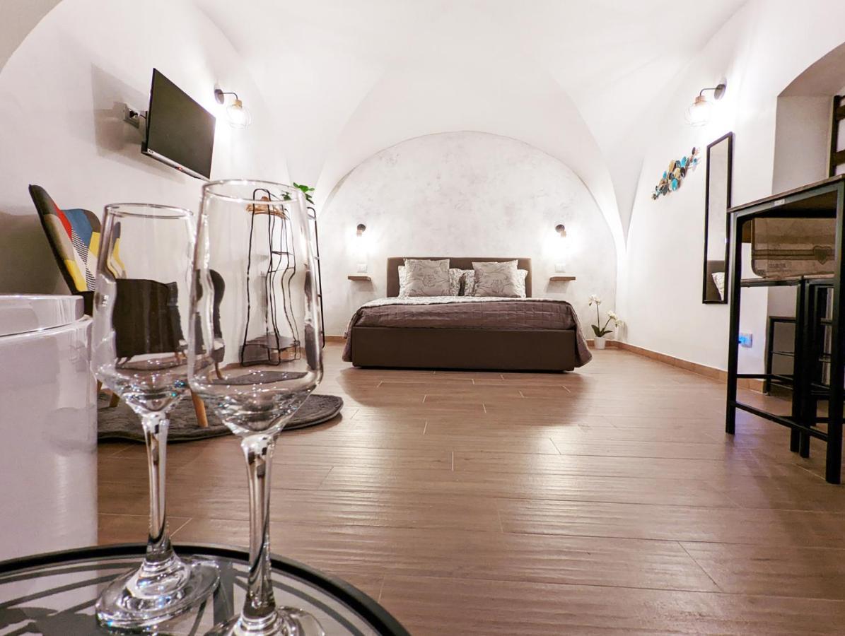 Dama Suite Love & Private Jacuzzi Bari Ngoại thất bức ảnh